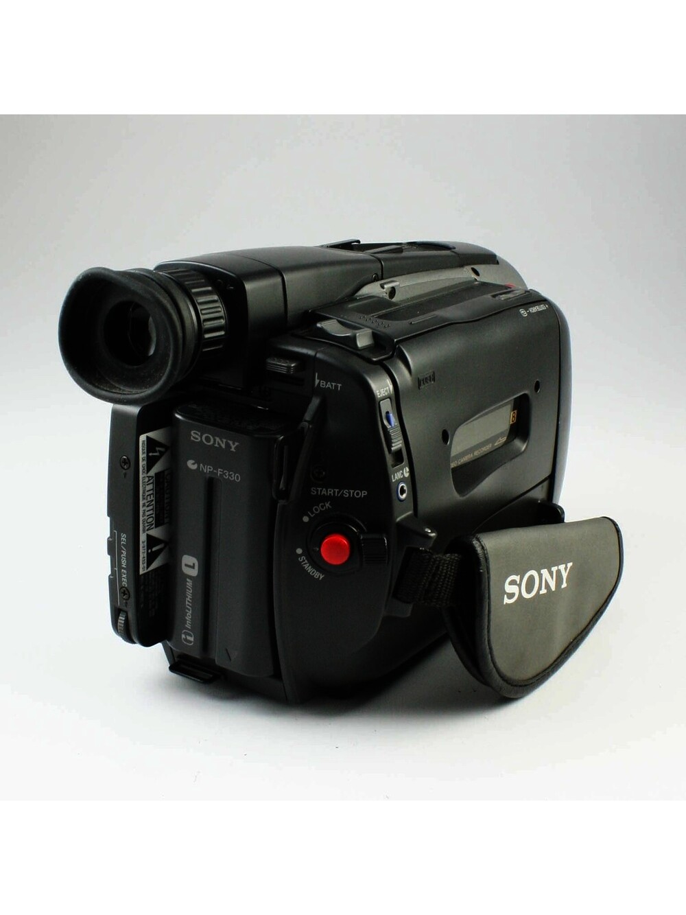 Sony CCD-TRV41 8mm Camcorder Video8 12x Optical Zoom